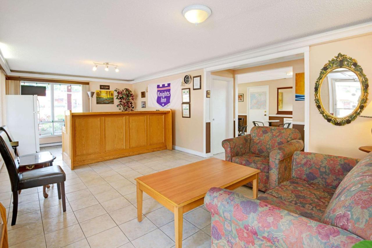 Knights Inn - Park Villa Motel, Midland Interno foto